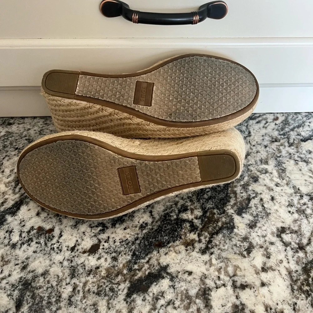Toms Beige Canvas Espadrille Slingback Sandals